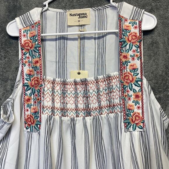 Savanna Jane Women’s Plus Floral Accent Tank Blouse Size 2X - Picture 3 of 11